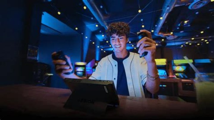 Lenovo's Steam Deck Competitor Legion Go Revealed With Release Date Window