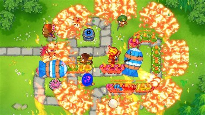 Best Heroes in Bloons TD 6