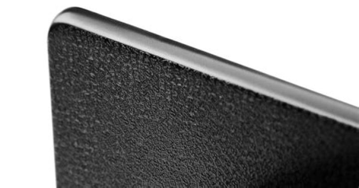 Company that told Sony "go ahead, sue us" pulls replacement PS5 plates from sale, says Sony threatened to sue them