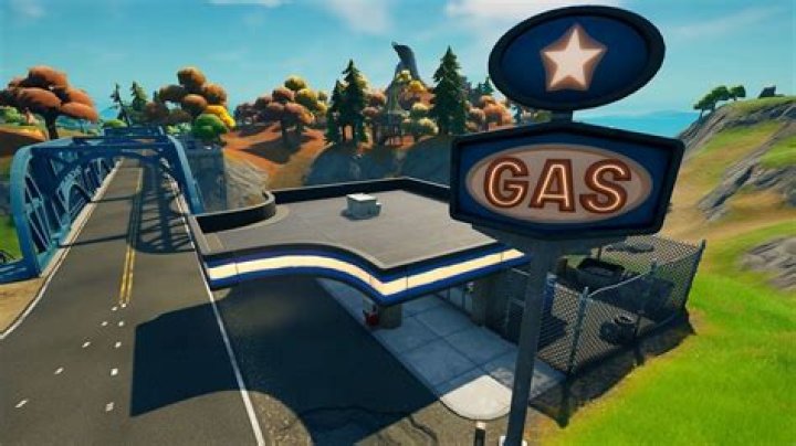 Fortnite gas station locations: How to refuel a car in Fortnite explained