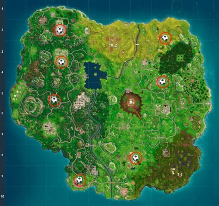 Here's where to score a goal on 5 different soccer fields for Fortnite's weekly challenges