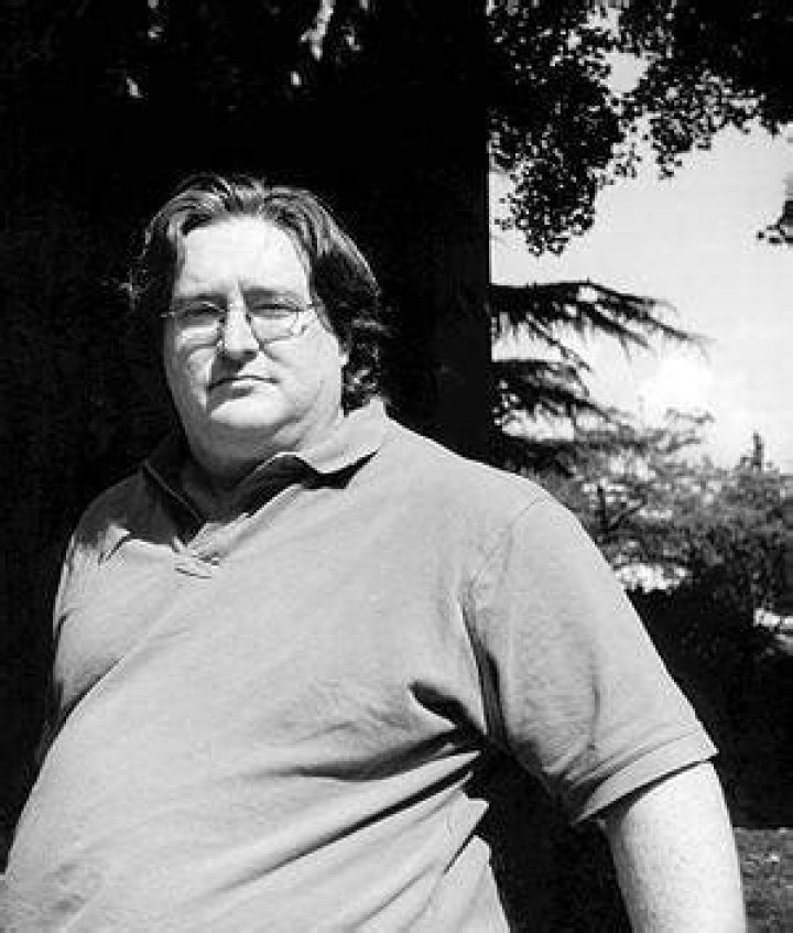 
Gabe Newell comments on EA’s Origin service