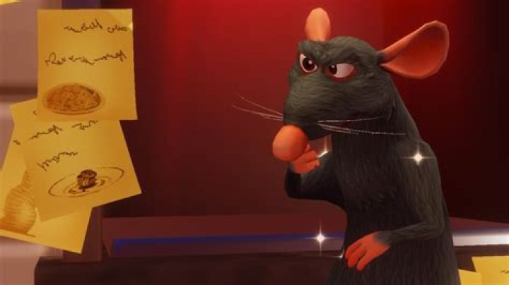 How to serve residents at the restaurant in Disney Dreamlight Valley