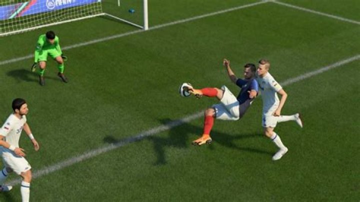
How to Set-Up Bicycle Kicks, Volleys, and Scorpion Kicks in FIFA 19