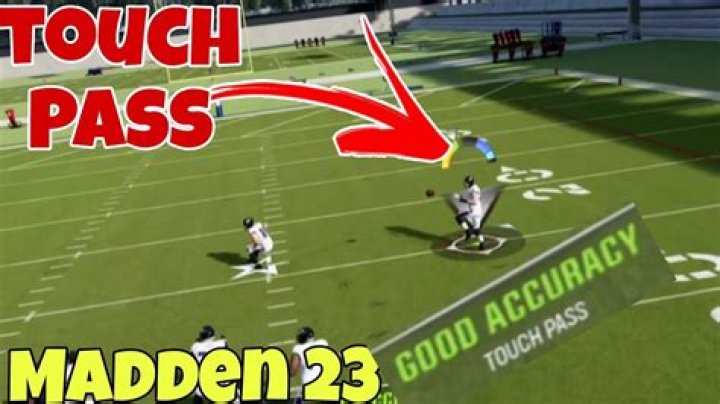 How to throw a touch pass in Madden 23