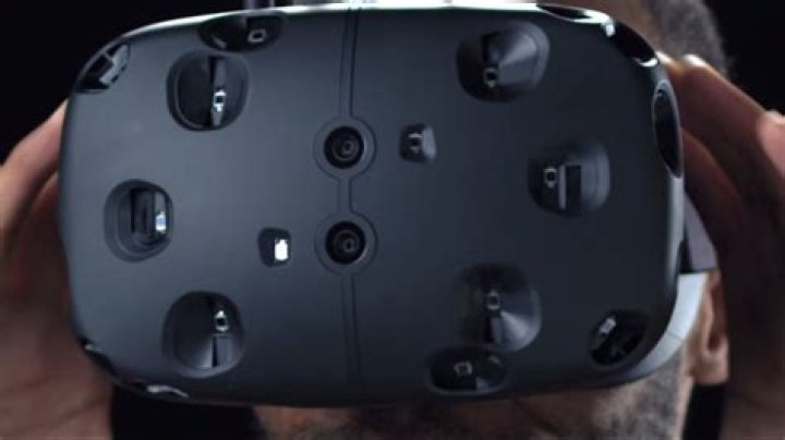 
HTC Vive Price is $200 Higher than Oculus Rift, Release Date set for April