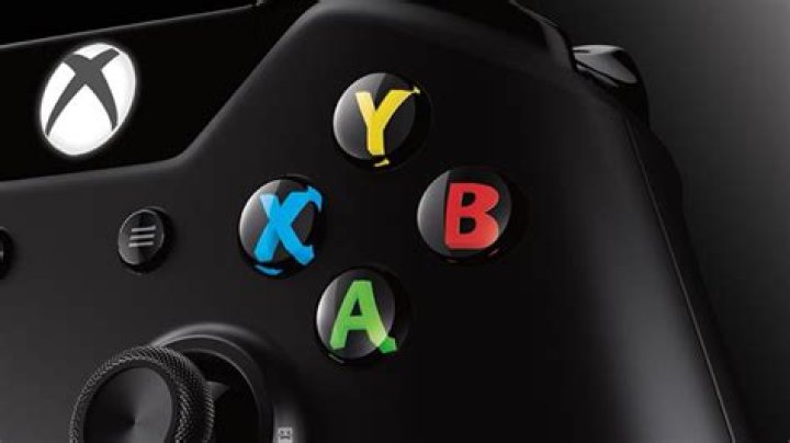 
New Xbox One Controller Features Improved Bumpers, Wireless Updates, and 3.5mm headset jack