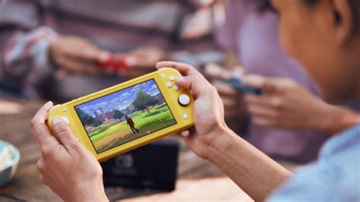 Reports Already Going Up Over Nintendo Switch Lite Analog Drift