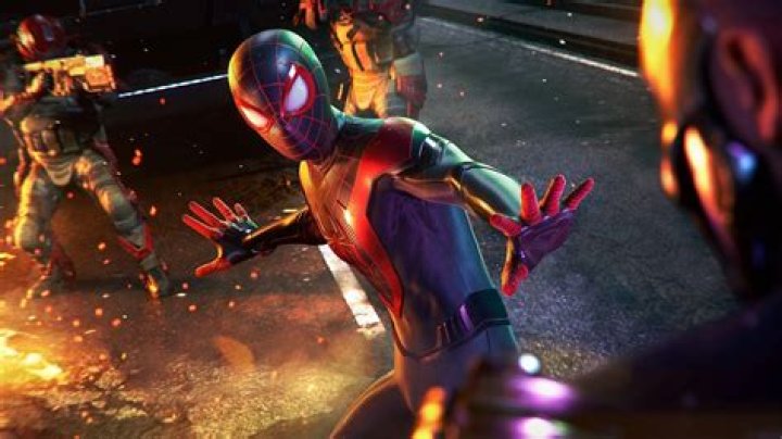 Spider-Man: Miles Morales New Clip Shows Camouflage & Stealth Mechanics