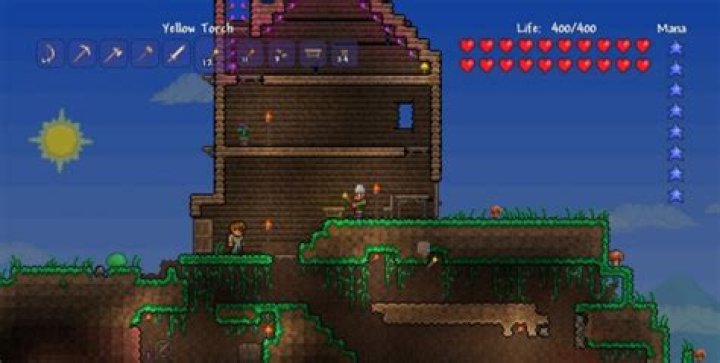 
A first look at Terraria of consoles