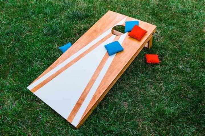 The Top 5 in Cornhole Outdoor Games