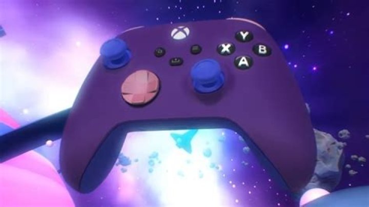 Xbox Design Lab is back with custom Series X/S controllers